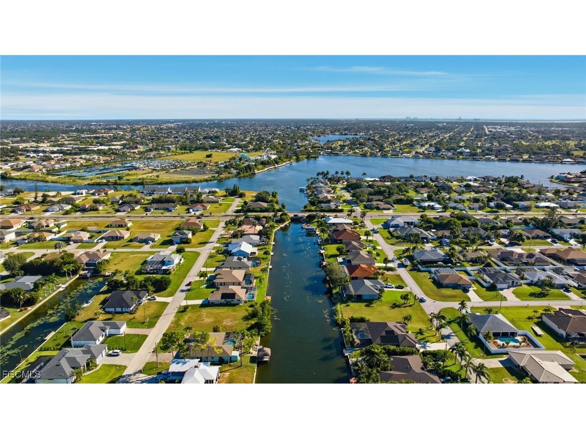 502 SW 7th Terrace Cape Coral FL 33991 2025016463 image48