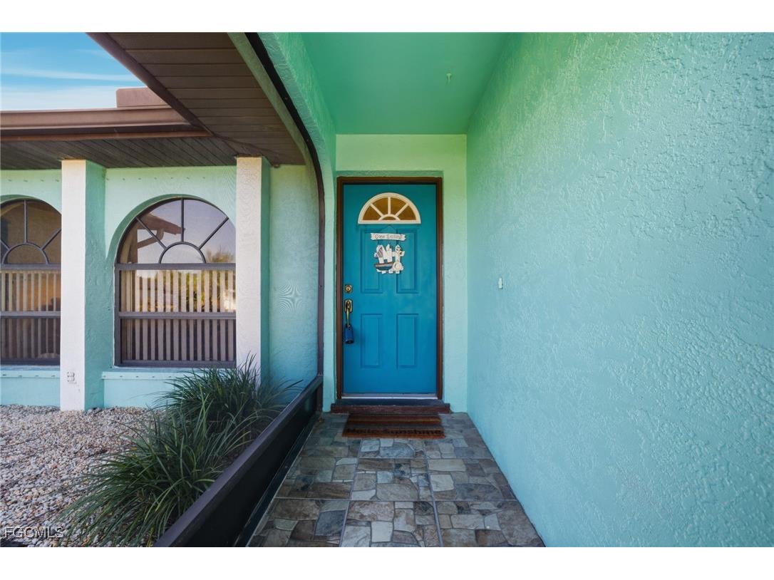 502 SW 7th Terrace Cape Coral FL 33991 2025016463 image50