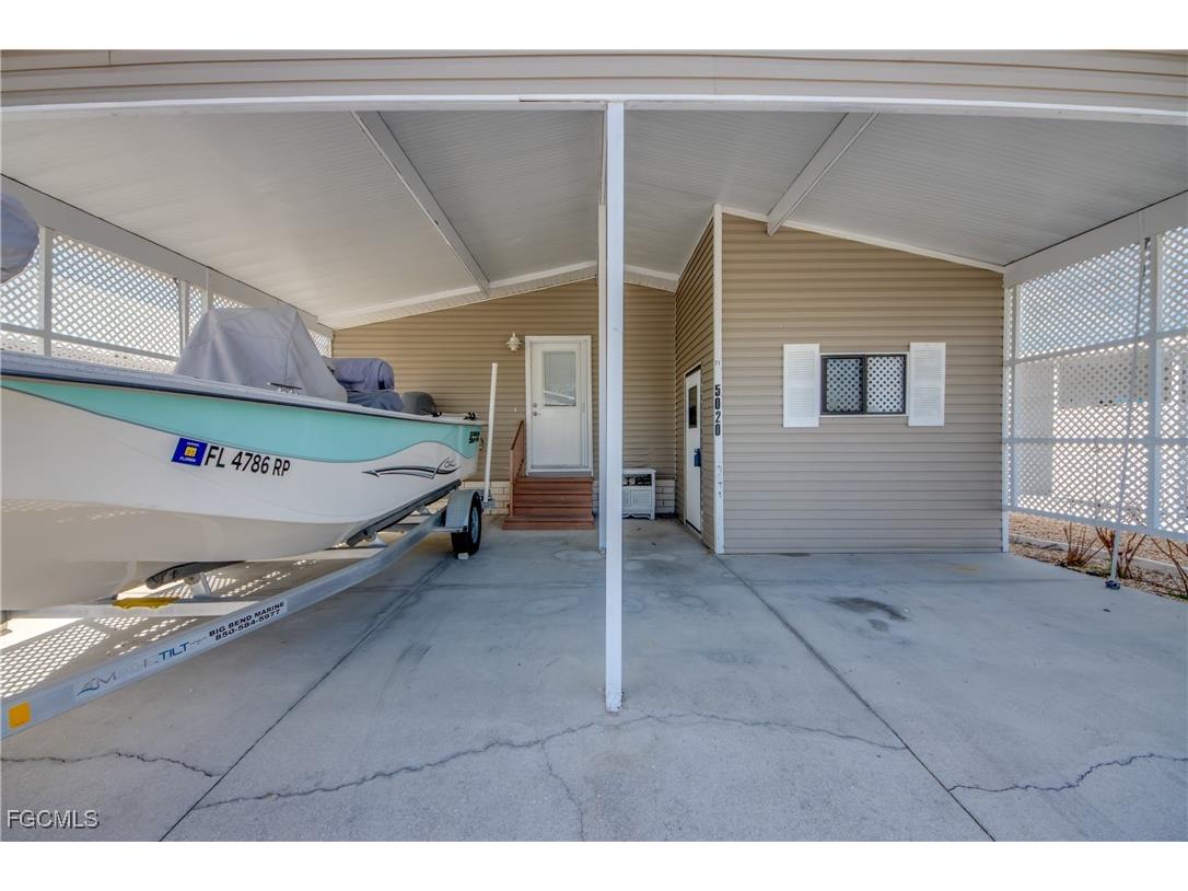 5020 Gulfgate Lane Saint James City FL 33956 2025012934 image2