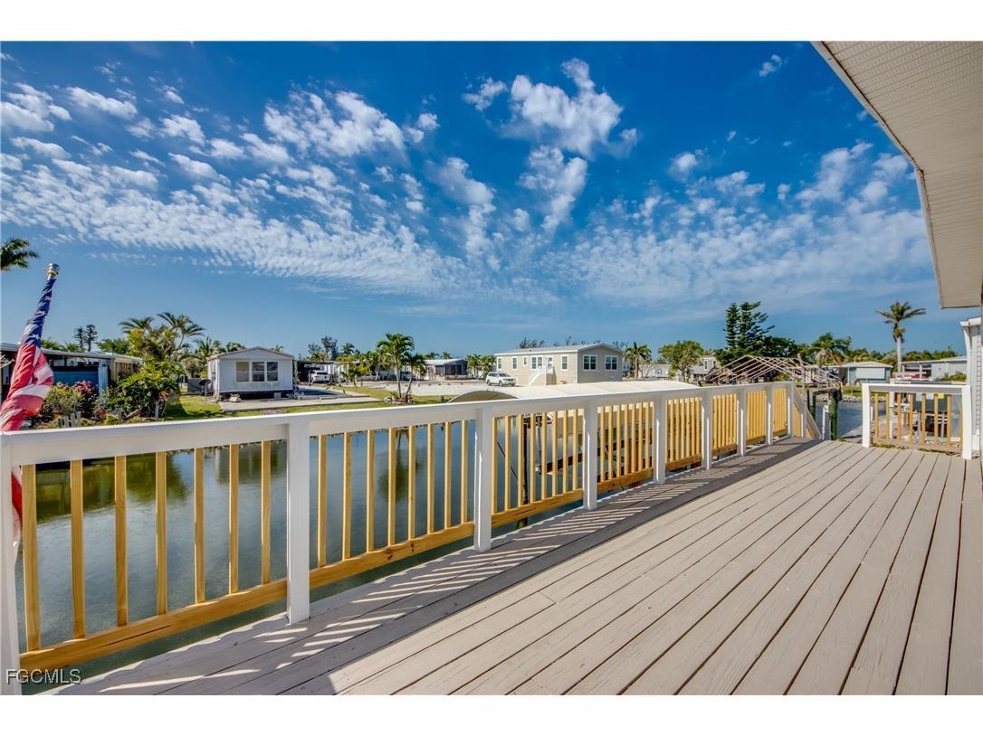 5020 Gulfgate Lane Saint James City FL 33956 2025012934 image26