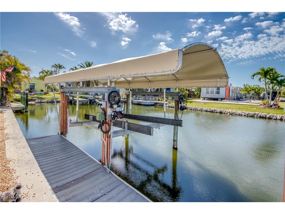 5020 Gulfgate Lane Saint James City FL 33956 2025012934 image29