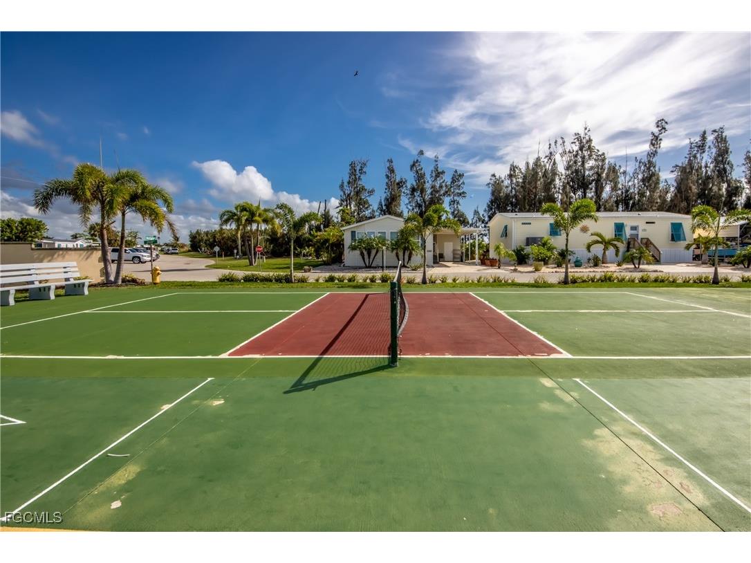 5020 Gulfgate Lane Saint James City FL 33956 2025012934 image37