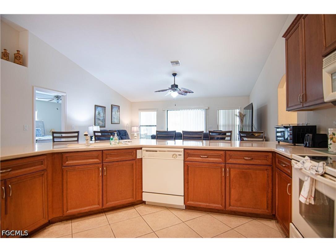 5023 Agualinda Boulevard Cape Coral FL 33914 2026017417 image18