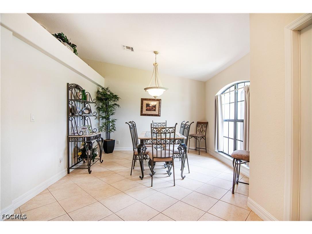 5023 Agualinda Boulevard Cape Coral FL 33914 2026017417 image3