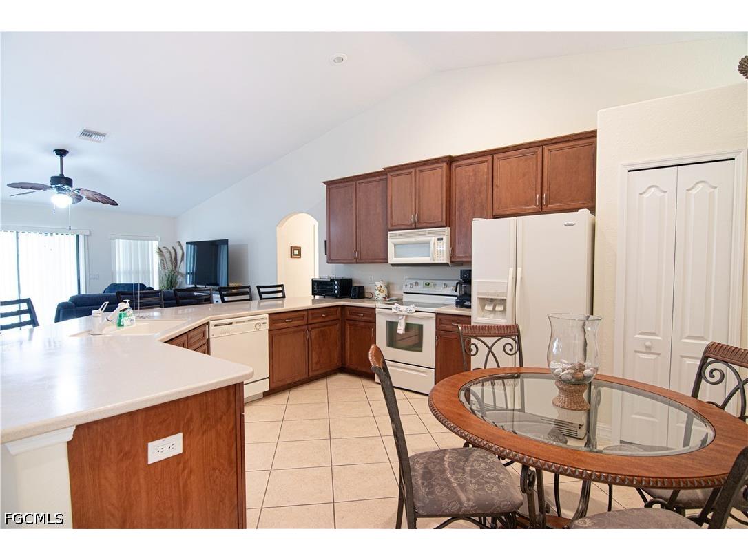 5023 Agualinda Boulevard Cape Coral FL 33914 2026017417 image7