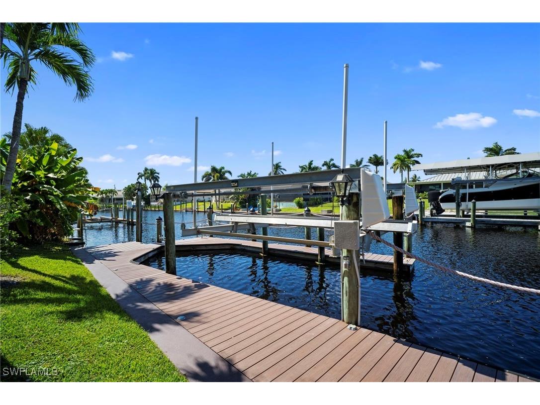 5024 SW 8th Place Cape Coral FL 33914 225076049 image2