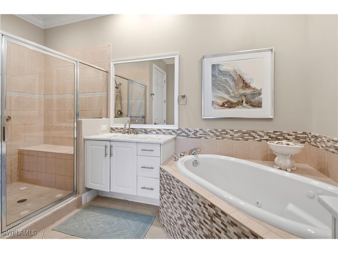 5025 Blauvelt Way #101 Naples FL 34105 225081343 image12