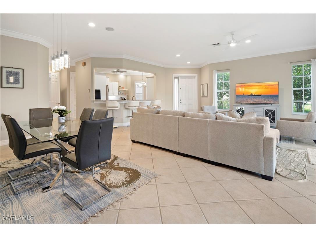 5025 Blauvelt Way #101 Naples FL 34105 225081343 image5