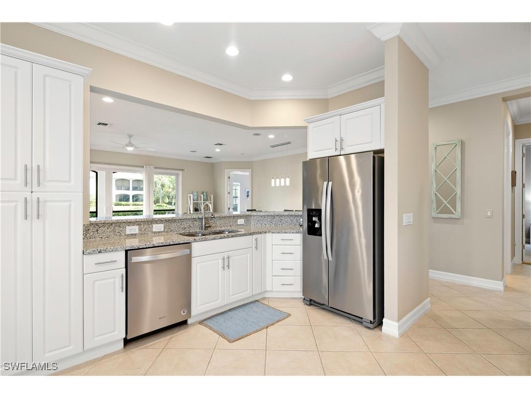 5025 Blauvelt Way #101 Naples FL 34105 225081343 image8