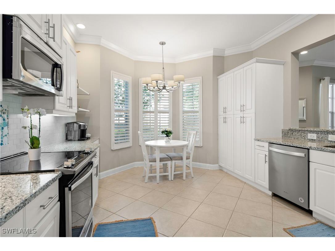 5025 Blauvelt Way #101 Naples FL 34105 225081343 image9