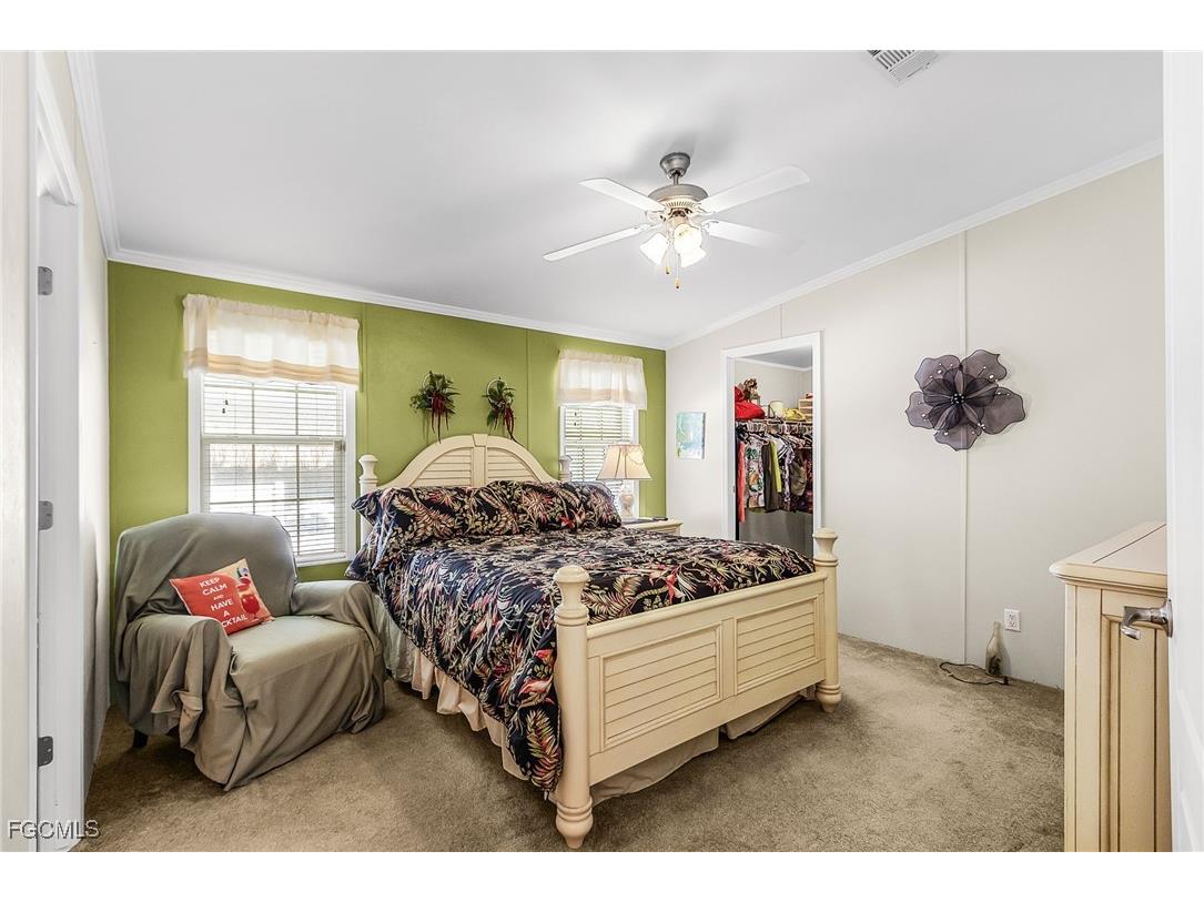 5025 Curlew Drive Saint James City FL 33956 2025009085 image12