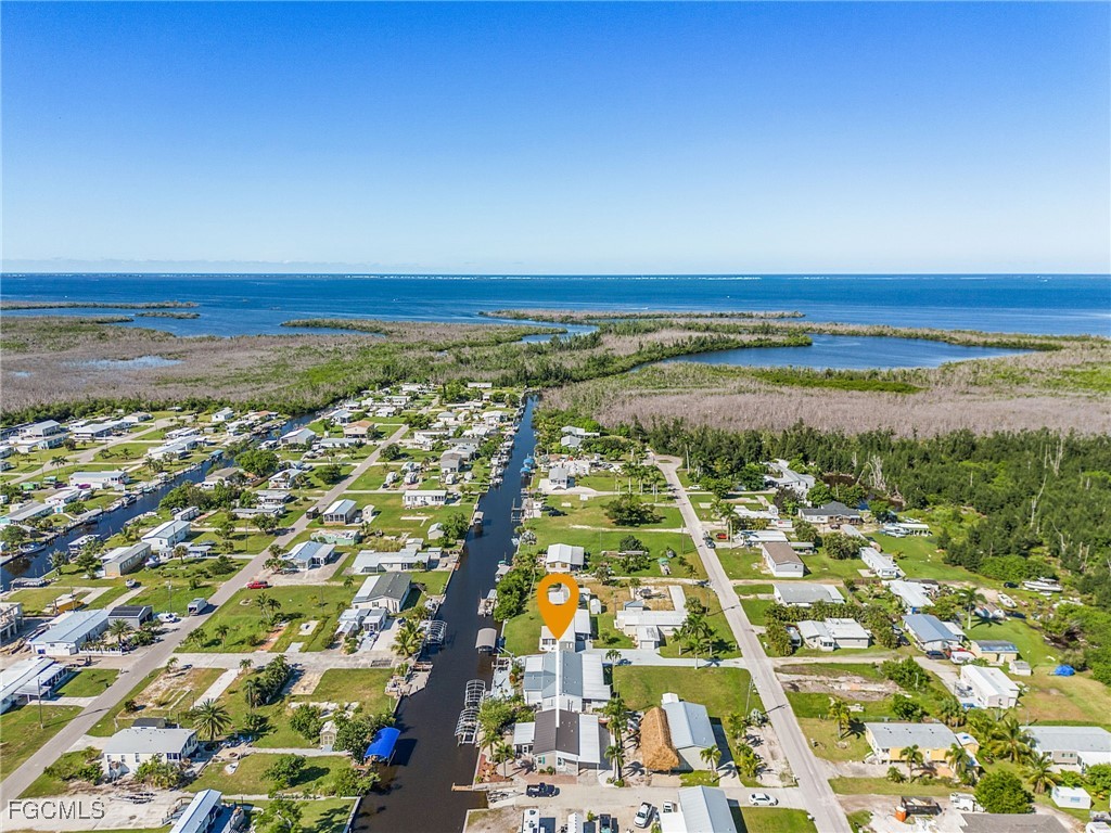 5025 Curlew Drive Saint James City FL 33956 2025009085 image2