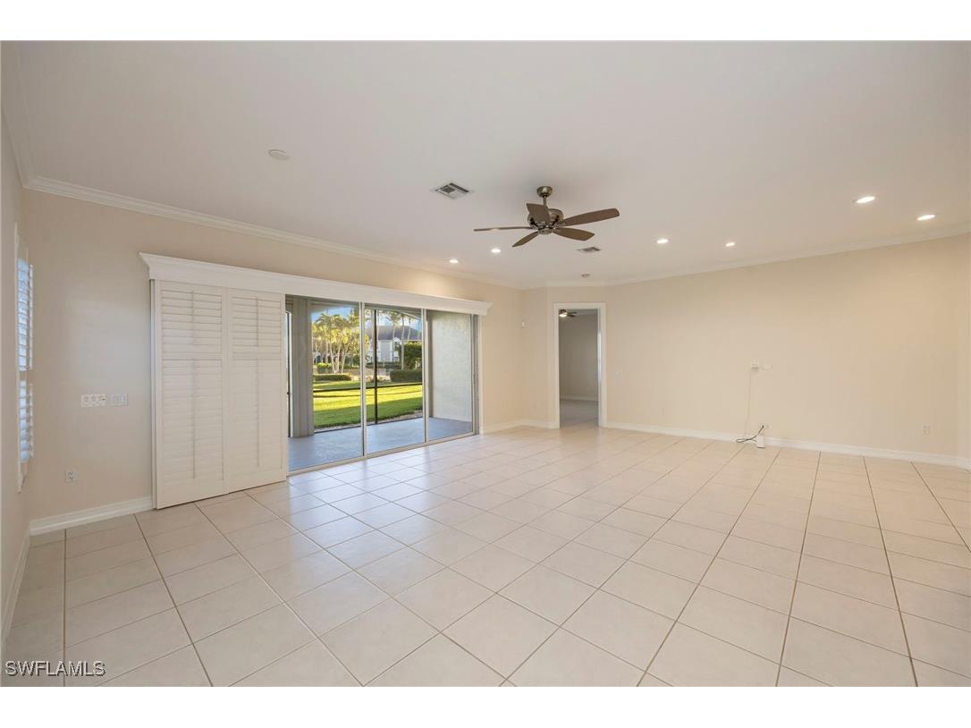 5025 Maxwell Circle #2 Naples FL 34105 226002975 image3