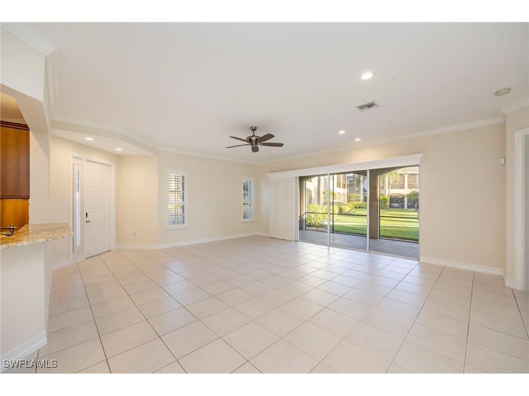 5025 Maxwell Circle #2 Naples FL 34105 226002975 image4