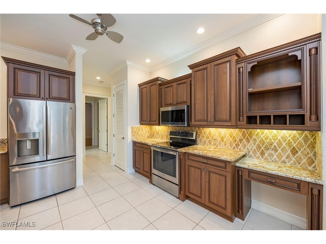 5025 Maxwell Circle #2 Naples FL 34105 226002975 image7