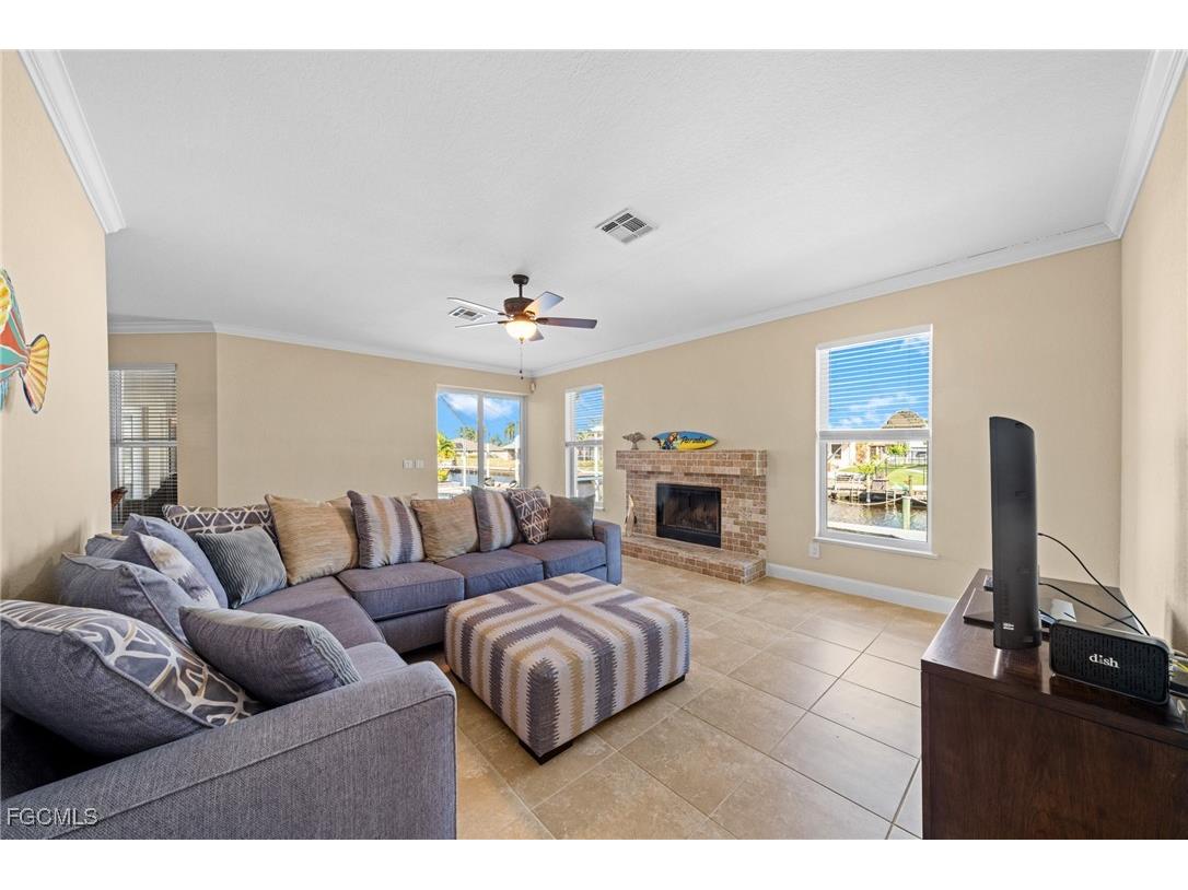 5025 SW 10th Avenue Cape Coral FL 33914 2025017974 image10