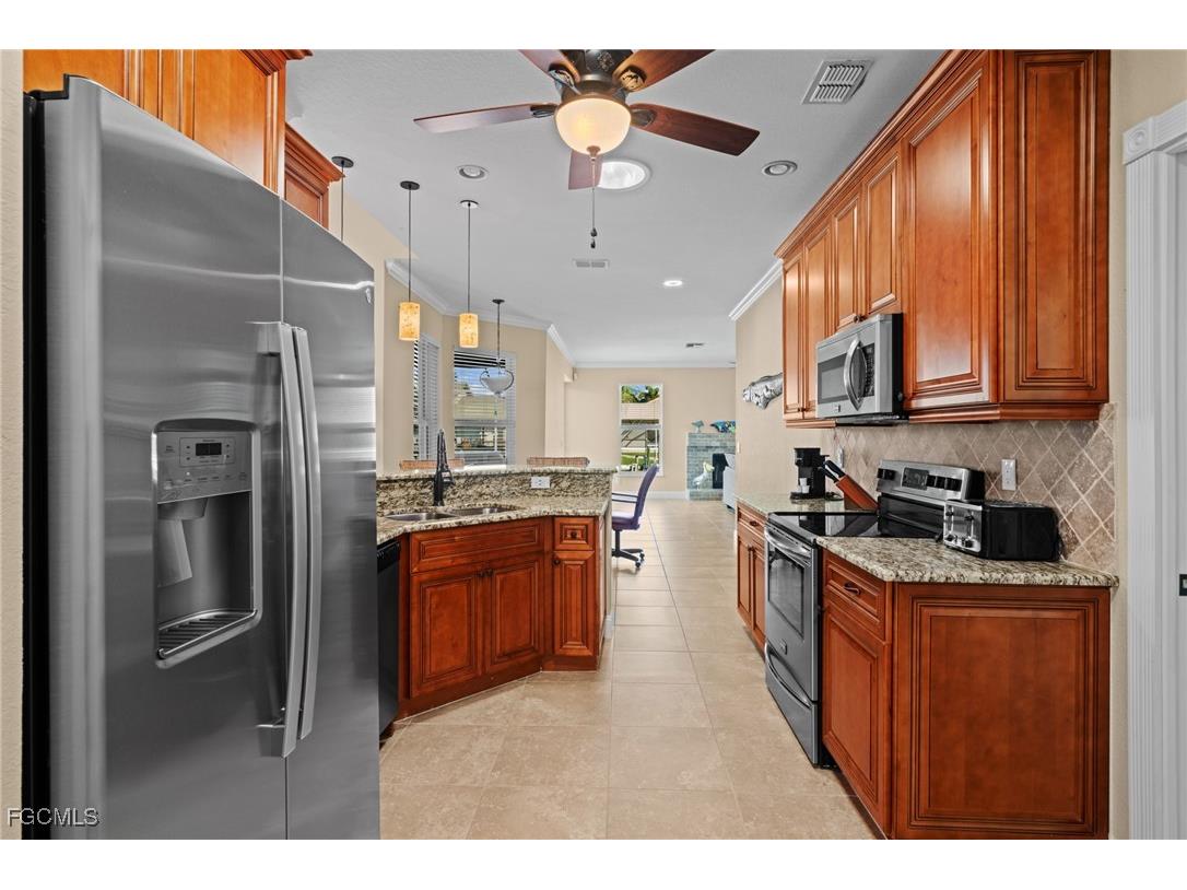 5025 SW 10th Avenue Cape Coral FL 33914 2025017974 image14