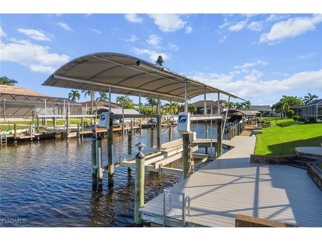 5025 SW 10th Avenue Cape Coral FL 33914 2025017974 image2