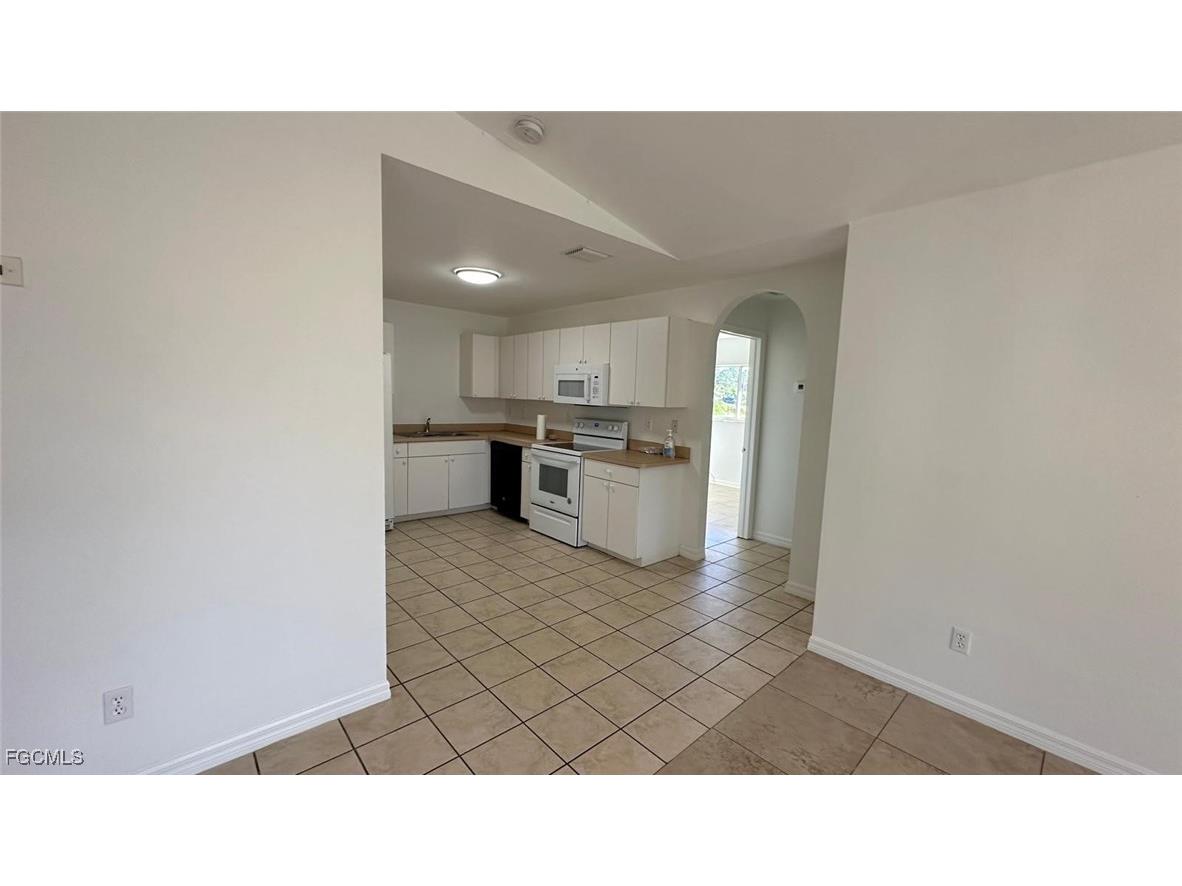 5026 24th Street SW Lehigh Acres FL 33973 2025011738 image4