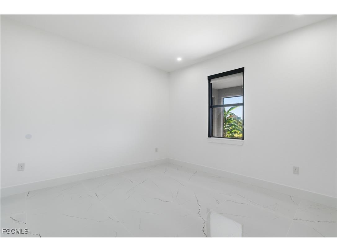 5027 Belrose Street Lehigh Acres FL 33971 2025020975 image14