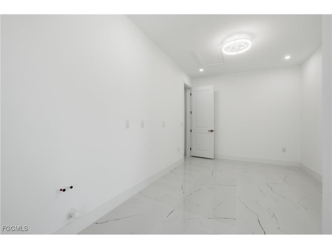 5027 Belrose Street Lehigh Acres FL 33971 2025020975 image23