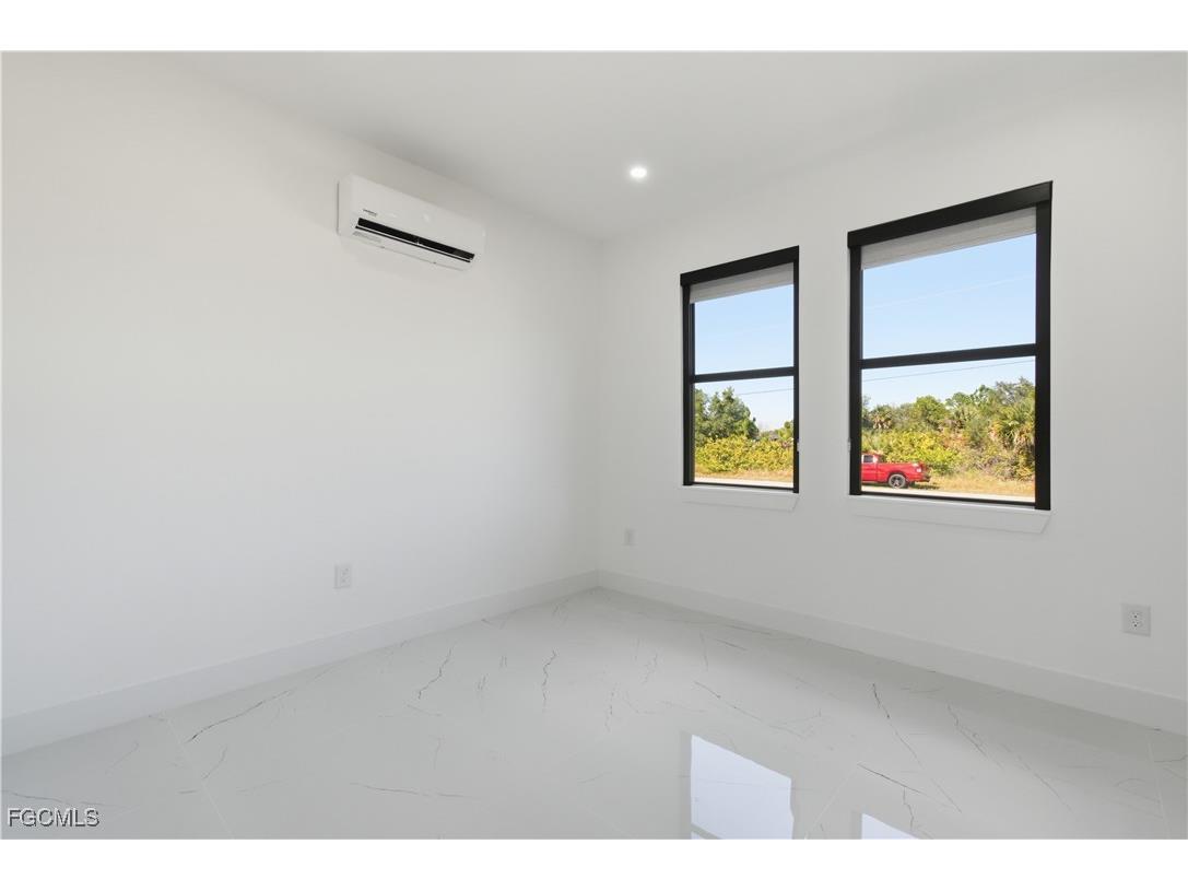 5027 Belrose Street Lehigh Acres FL 33971 2025020975 image26