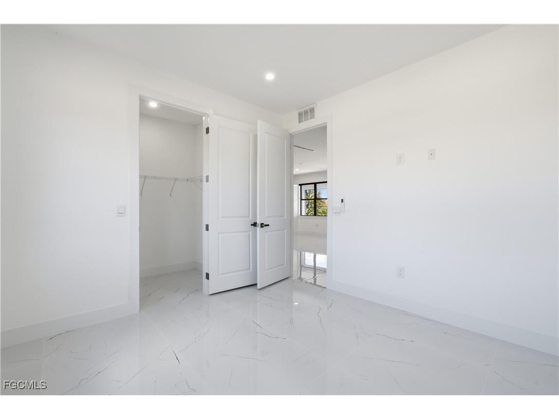 5027 Belrose Street Lehigh Acres FL 33971 2025020975 image28