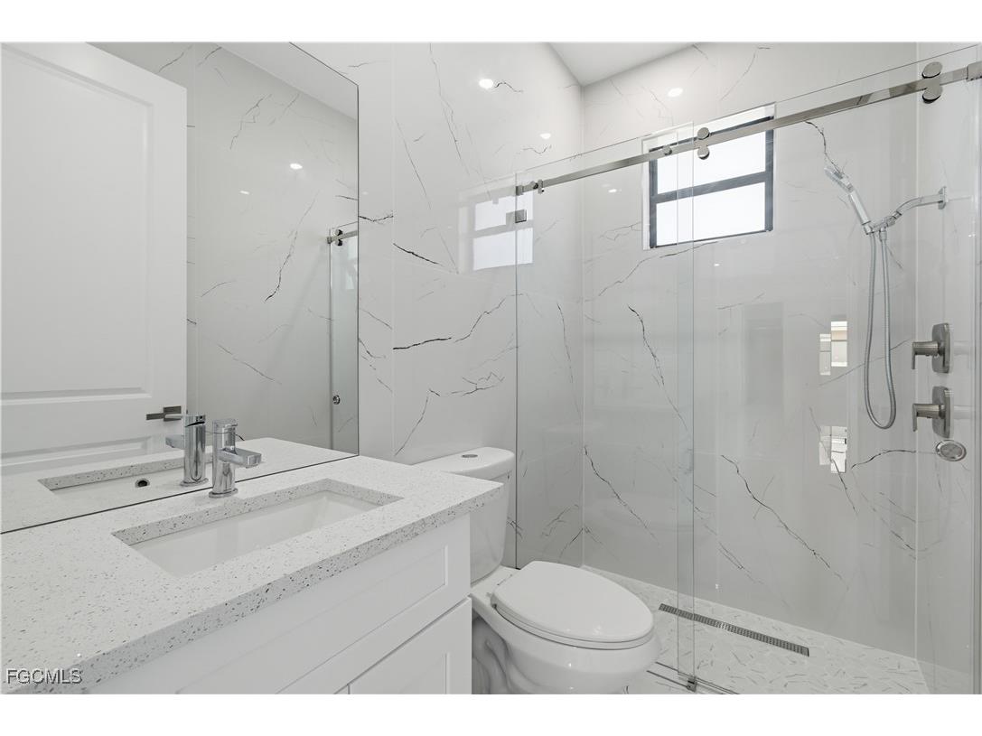 5027 Belrose Street Lehigh Acres FL 33971 2025020975 image29