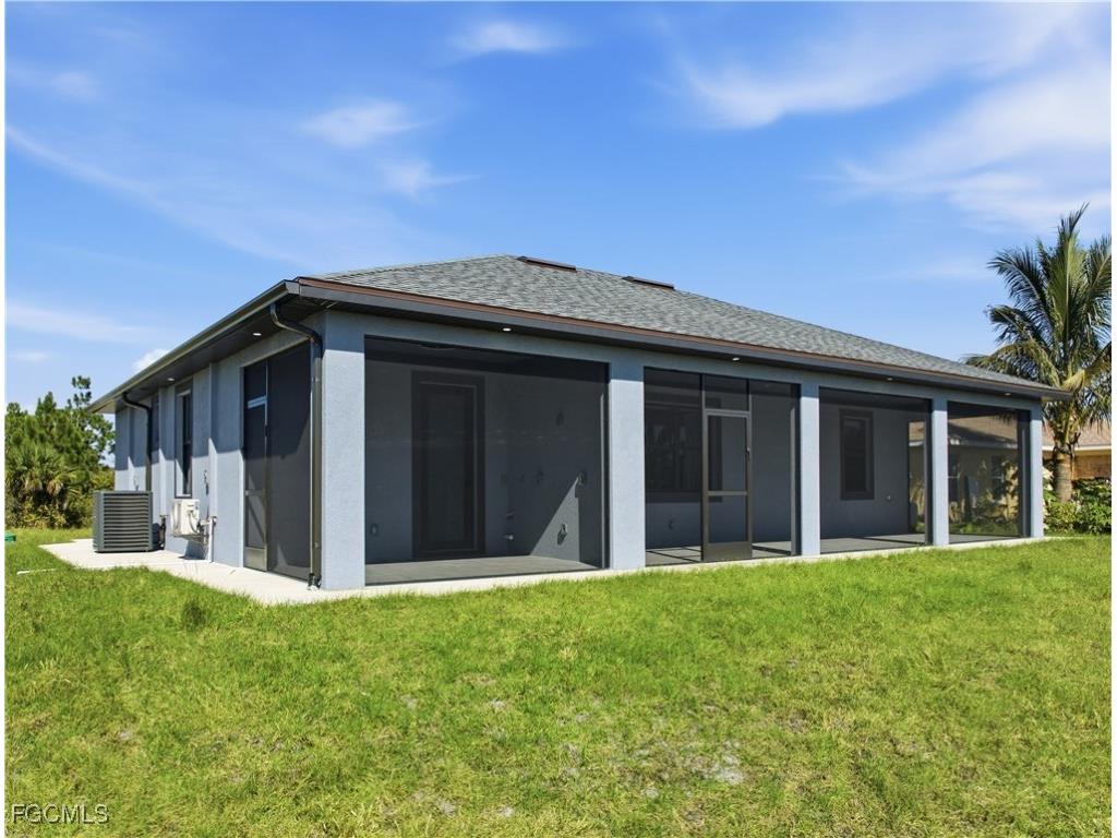 5027 Belrose Street Lehigh Acres FL 33971 2025020975 image4