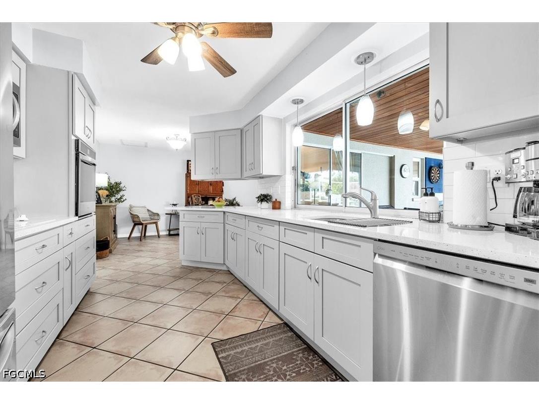 5027 Pelican Boulevard Cape Coral FL 33914 2026029552 image12