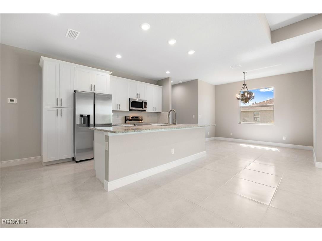 5028 N Peachtree Circle Labelle FL 33935 2025013501 image11