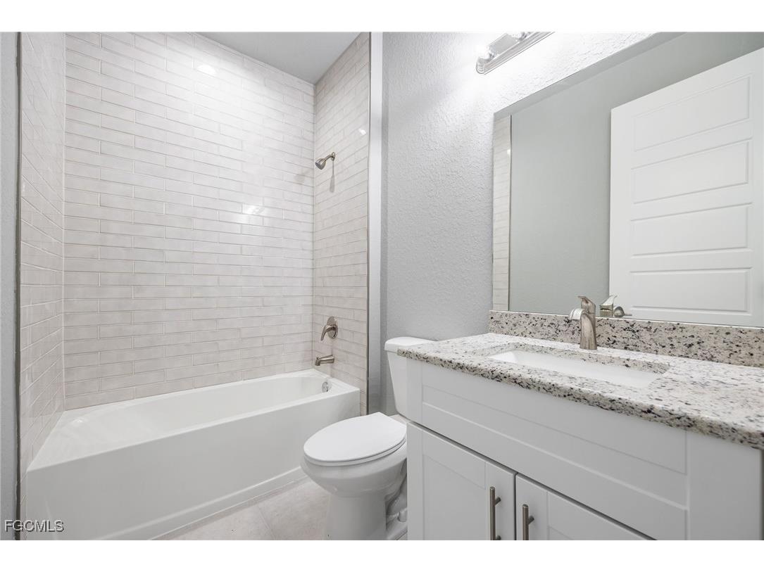 5028 N Peachtree Circle Labelle FL 33935 2025013501 image21