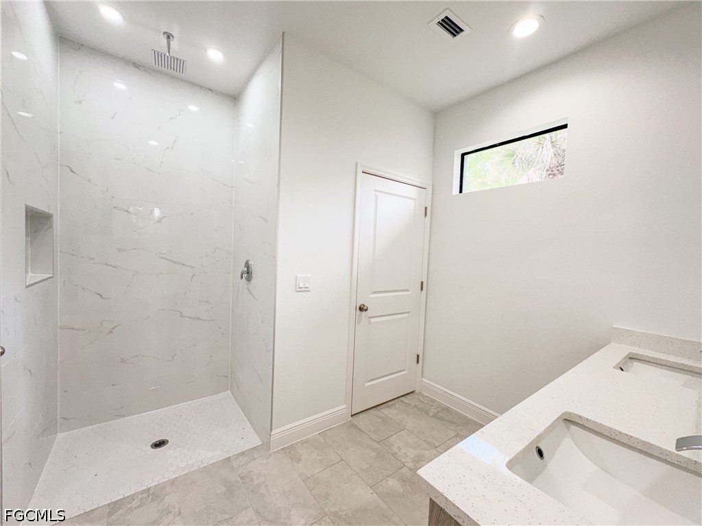 5028 W Tradewinds Circle Labelle FL 33935 2026020754 image8