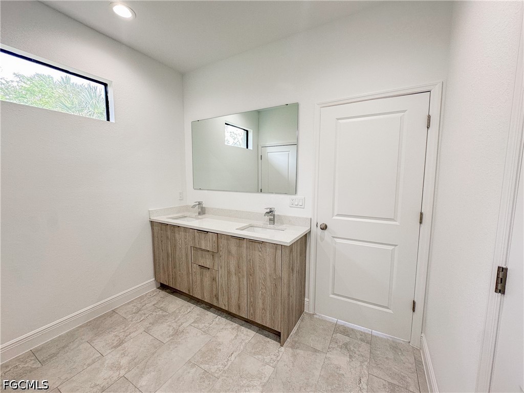 5028 W Tradewinds Circle Labelle FL 33935 2026021016 image9