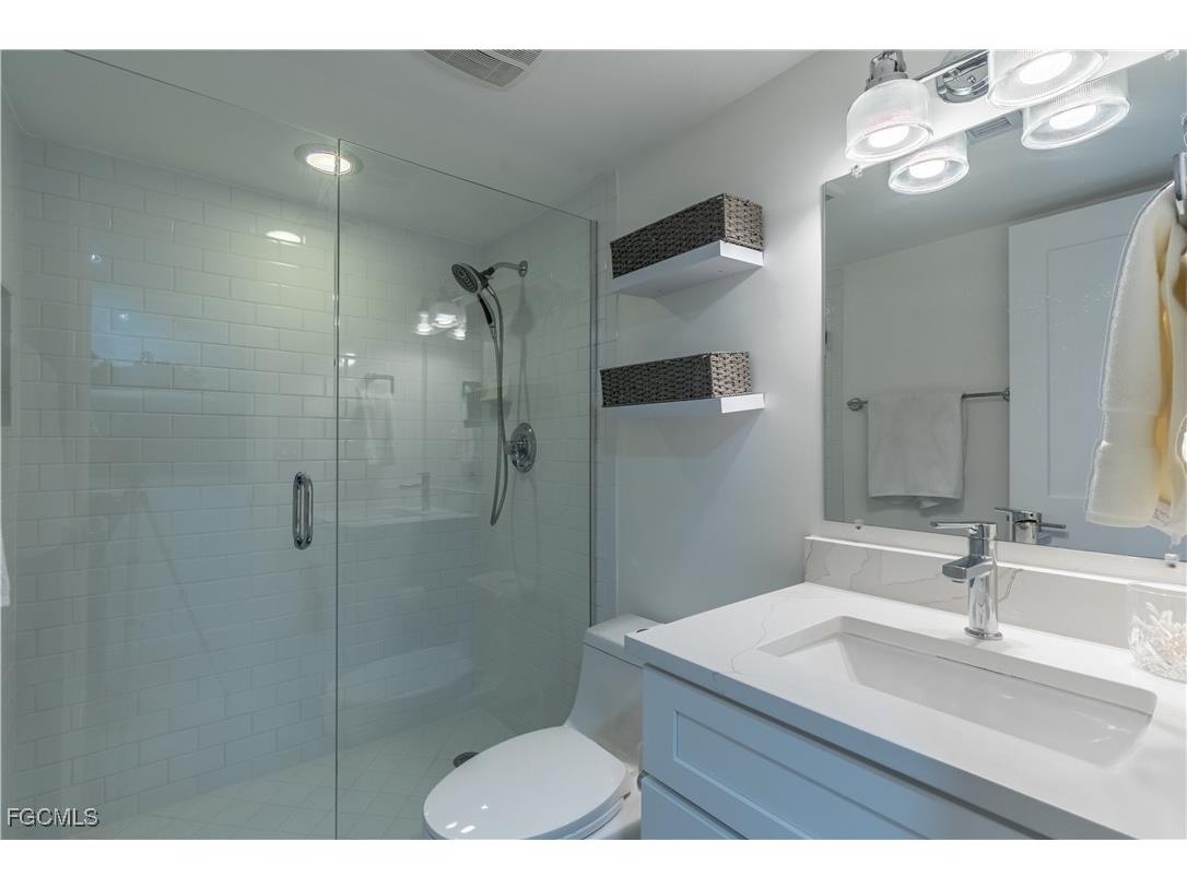 503 Broad Avenue S #503 Naples FL 34102 2025013988 image14