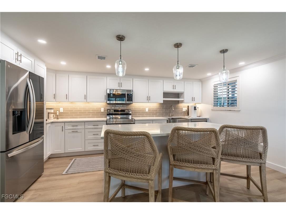 503 Broad Avenue S #503 Naples FL 34102 2025013988 image8