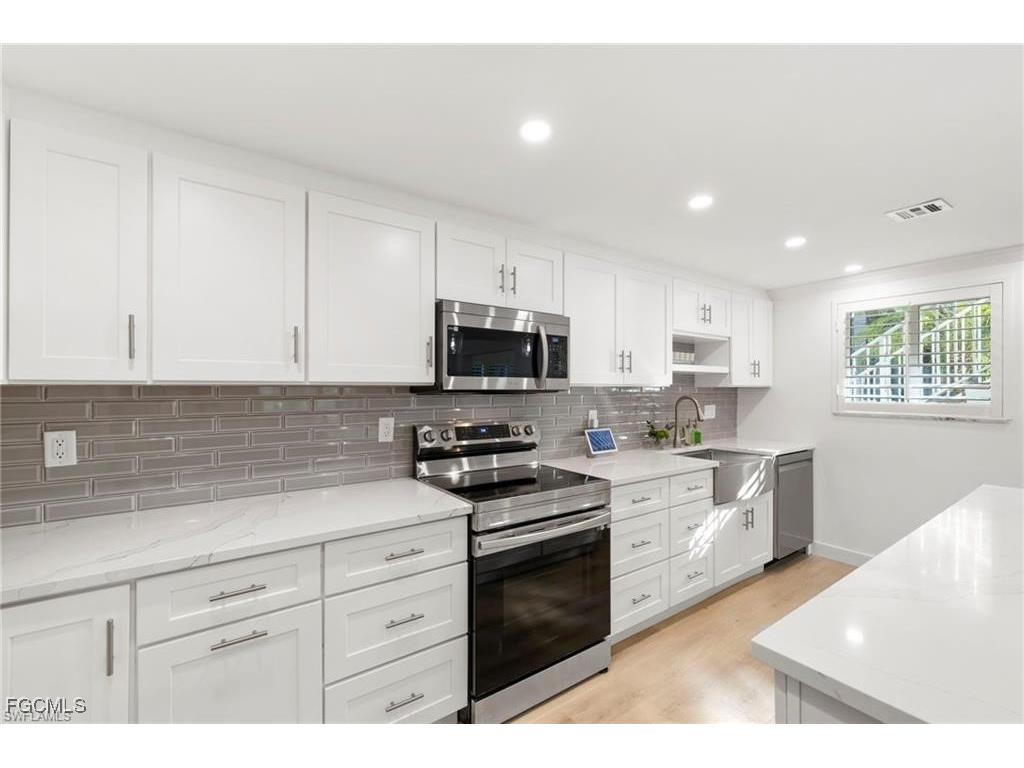 503 Broad Avenue S #503 Naples FL 34102 2026000153 image10