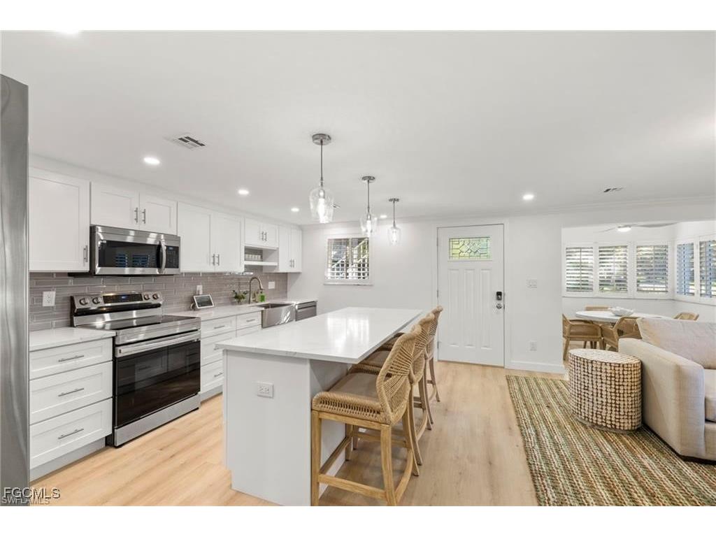 503 Broad Avenue S #503 Naples FL 34102 2026000153 image6