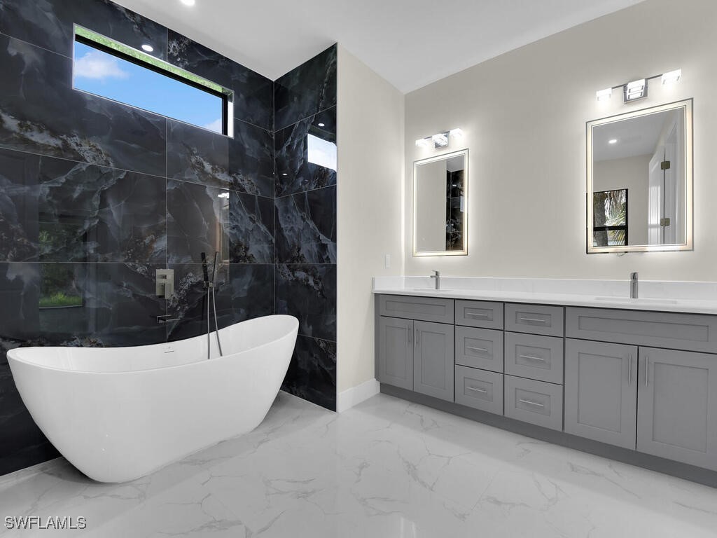 503 Lincoln Boulevard Lehigh Acres FL 33936 225055754 image1