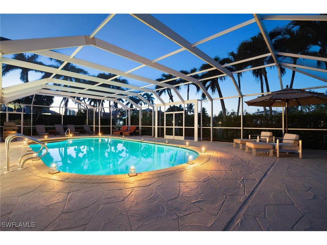 503 Neapolitan Way Naples FL 34103 225077710 image1