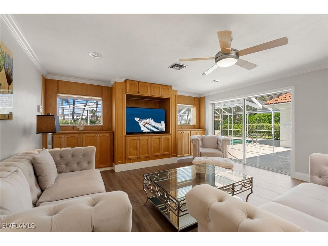 503 Neapolitan Way Naples FL 34103 225077710 image5
