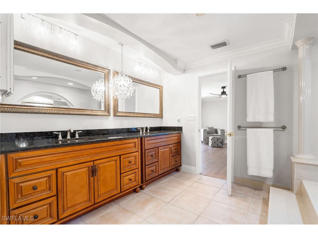 503 Neapolitan Way Naples FL 34103 225077710 image7