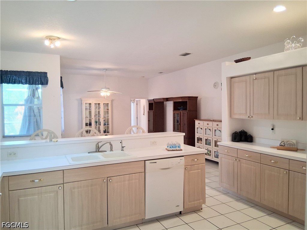 503 Poinsettia Avenue Lehigh Acres FL 33972 2026015401 image9