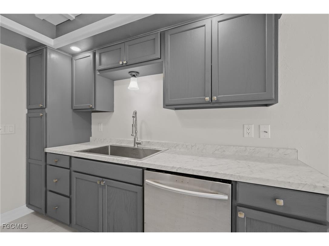 503 SE 16th Place Cape Coral FL 33990 2026005783 image13