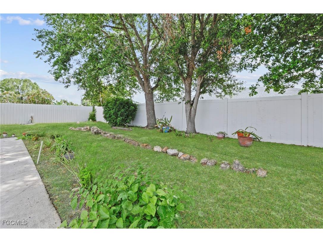 503 SE 16th Place Cape Coral FL 33990 2026005783 image32