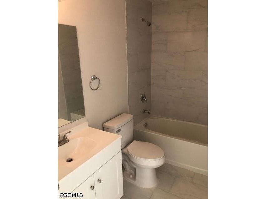 503 SE 5th Street Cape Coral FL 33990 2026016442 image3