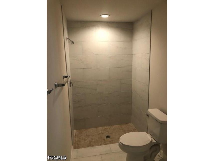 503 SE 5th Street Cape Coral FL 33990 2026016442 image4