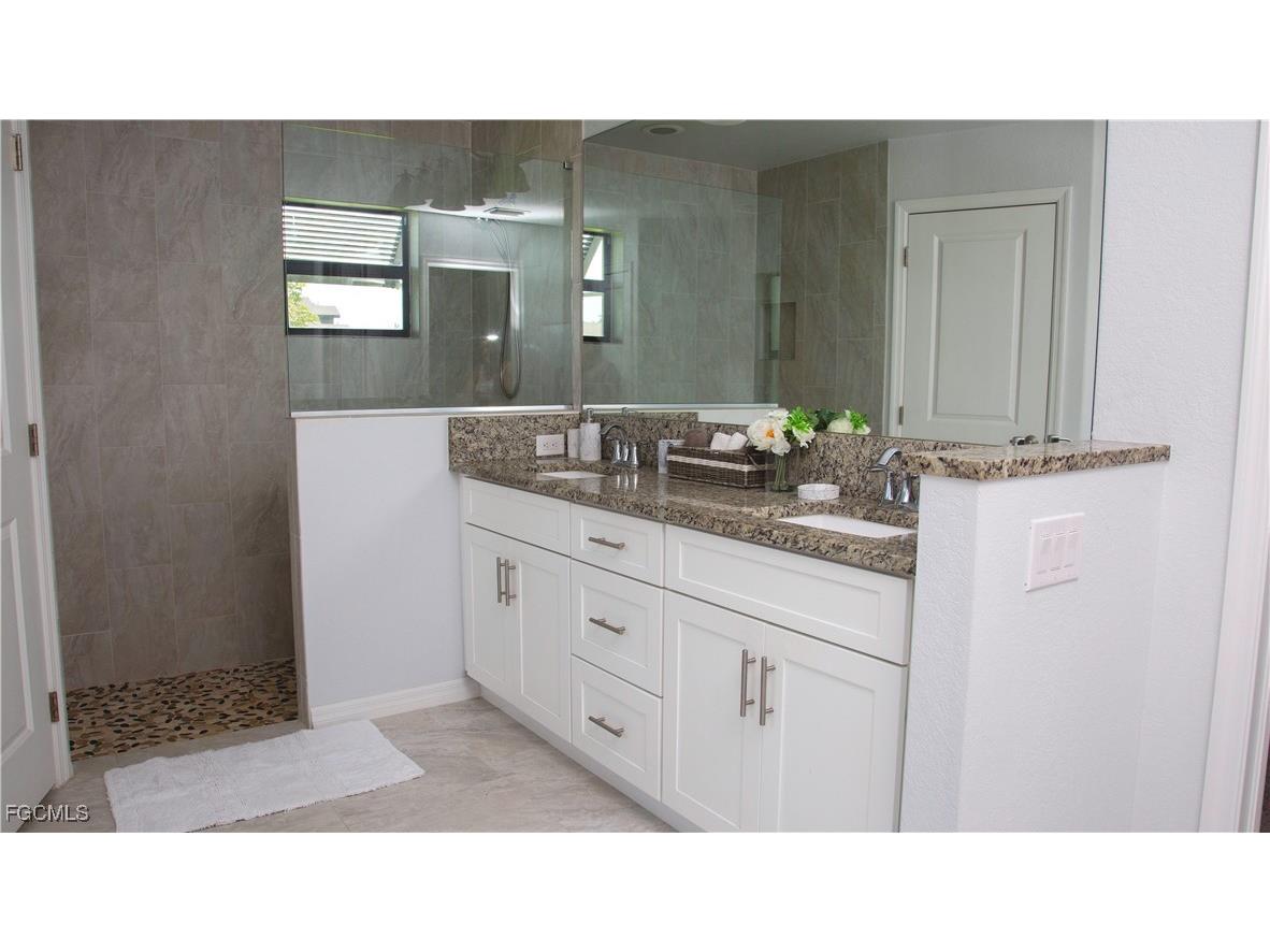 503 SW 11th Court Cape Coral FL 33991 2025006396 image5