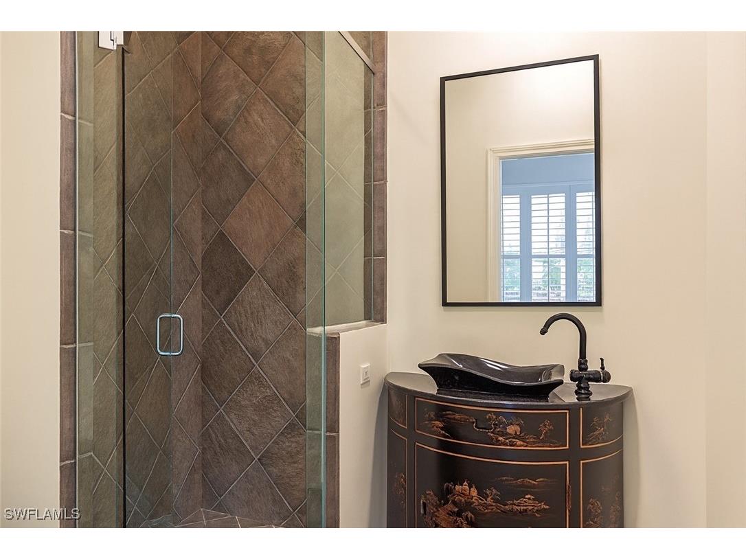 5030 Blauvelt Way #202 Naples FL 34105 225080255 image24