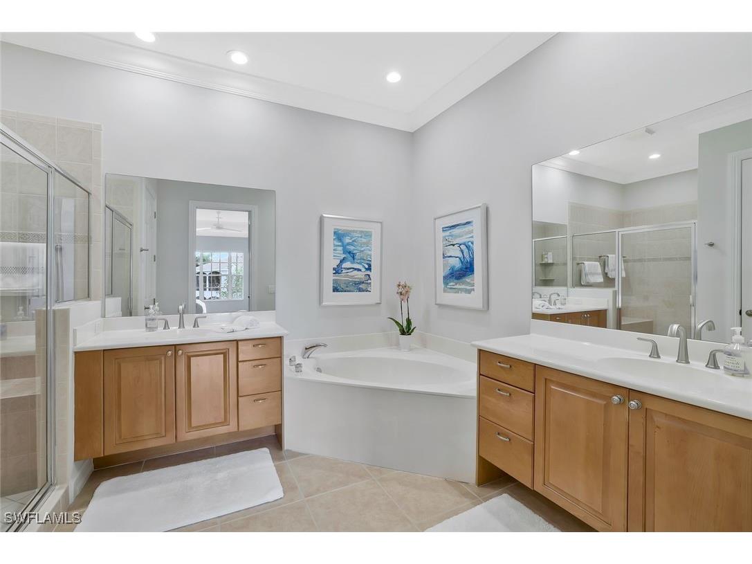 5030 Blauvelt Way #201 Naples FL 34105 225056195 image11